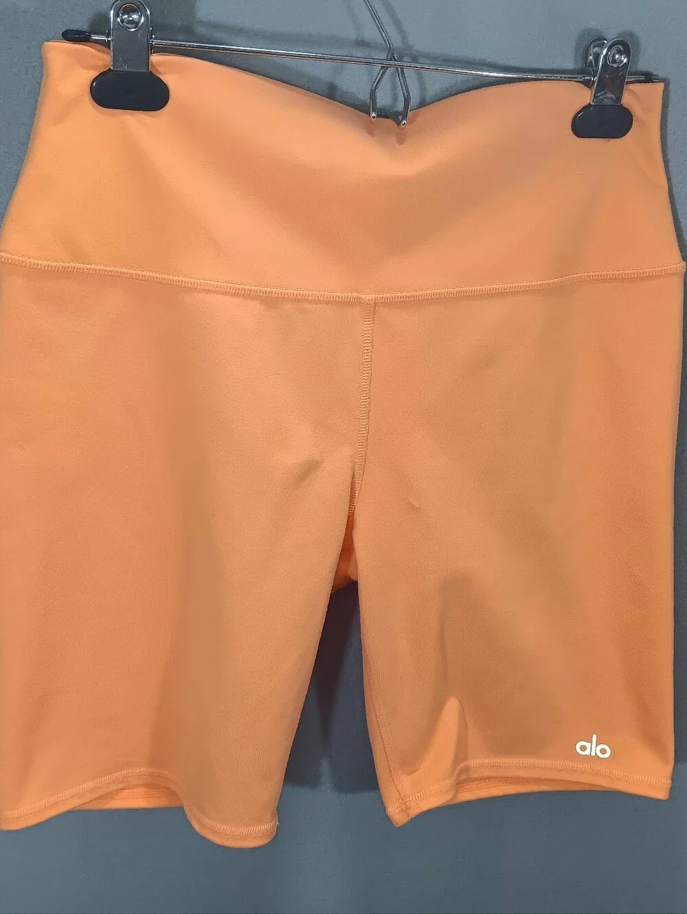 Alo Yoga Neon Apricot Airbrush High Waist Biker Shorts Orange 7” Inseam Sz L